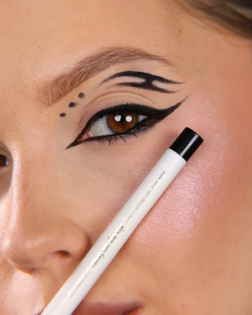 Alternative view of Claresa EASY ON EYE Long-Lasting Gel Eyeliner 01 BLACK TULIP