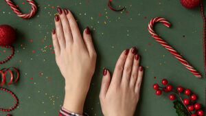 Festive Gel Polish Manicure – Shine This Holiday!