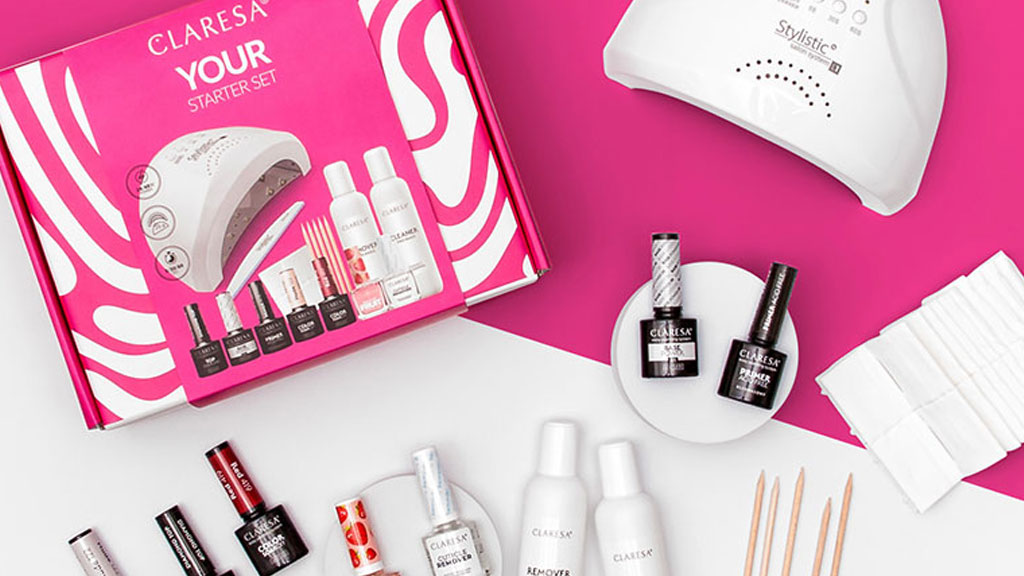 Gel nails vs nail varnish set modern manicure comparison long-lasting gel polish