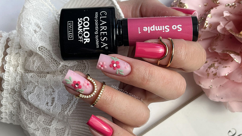 Seasonal gel polish nail stylization trends