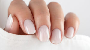 Acrylic nails vs gel polish nails comparison on natural nails